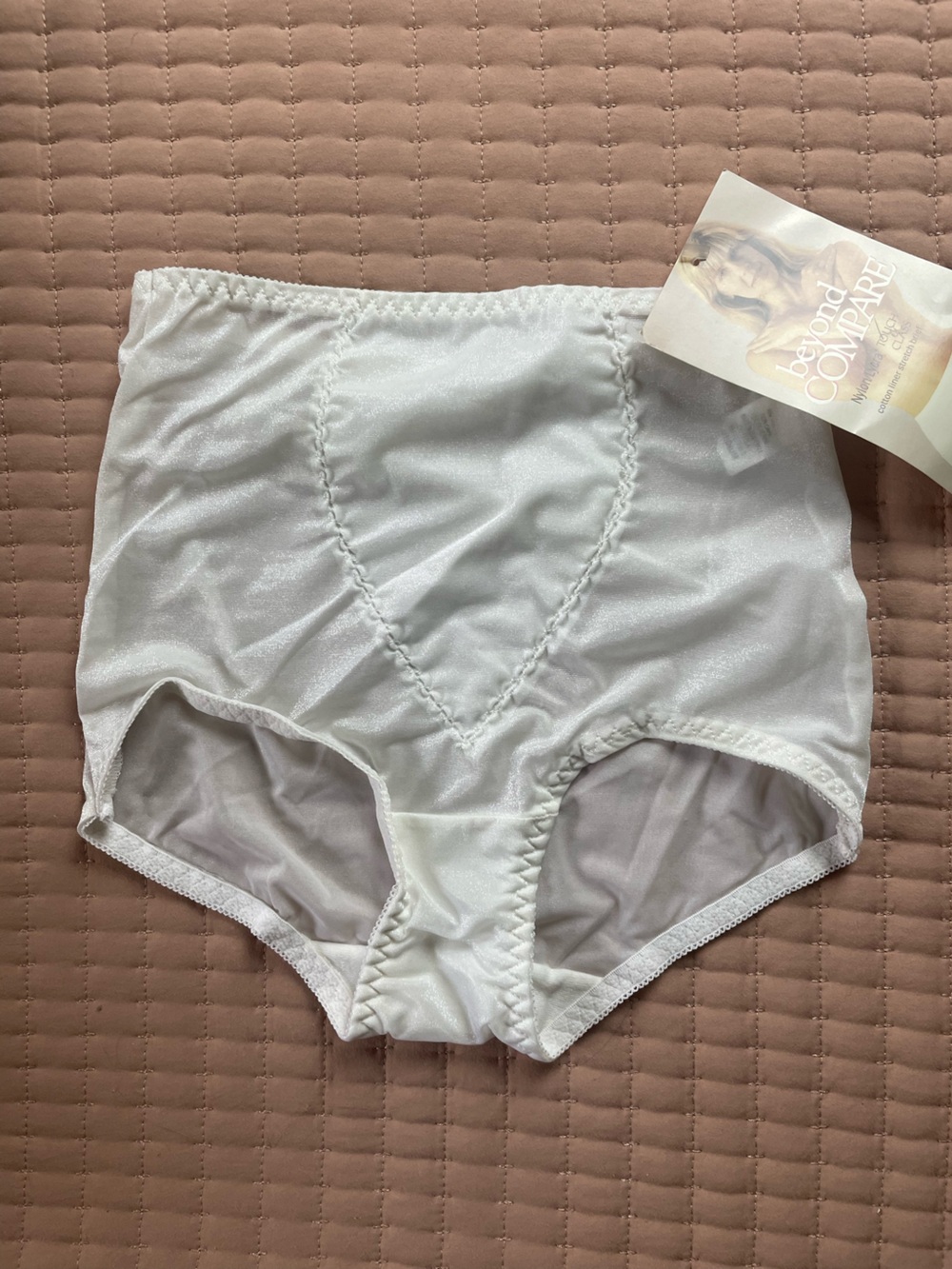 Vintage Touch of Class High Waisted White Panties Size Medium (fits small)